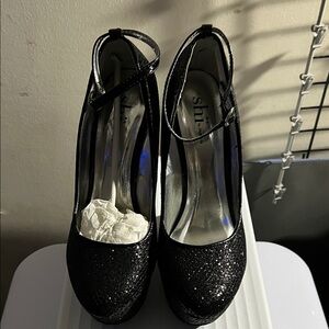 Shi by Journeys Sparkling Black Heels